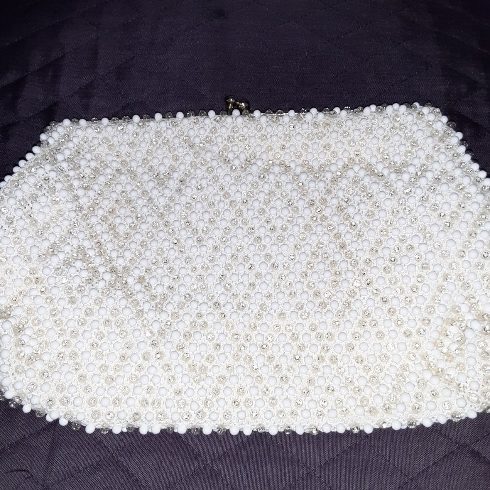 Vintage Corde-Bead by Lumured